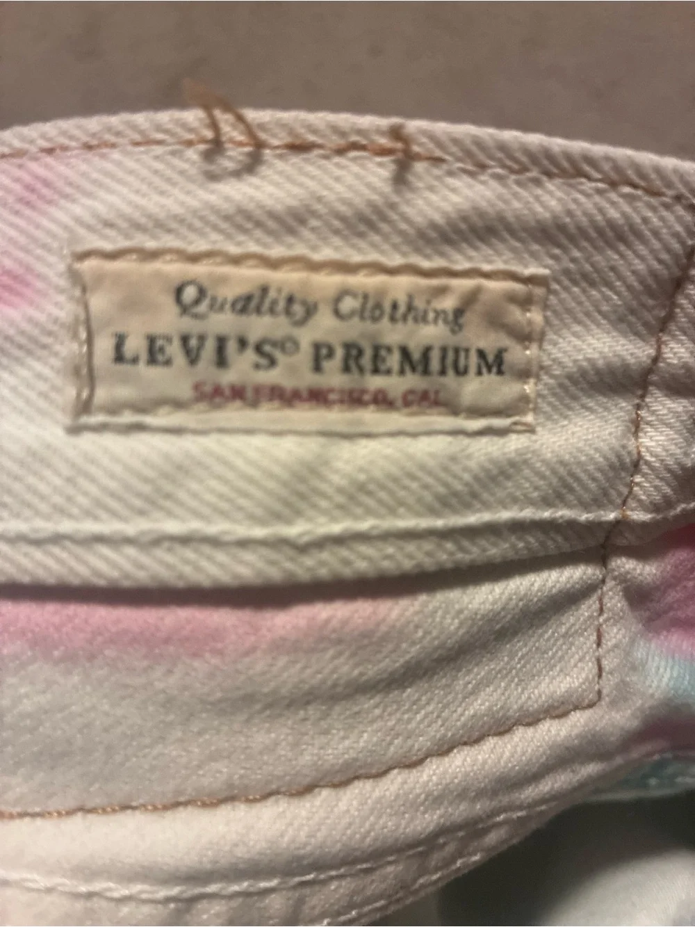 Levi's men's 34 waist Tie-Dye Frayed Hem Women's Shorts - Pink & Light Blue